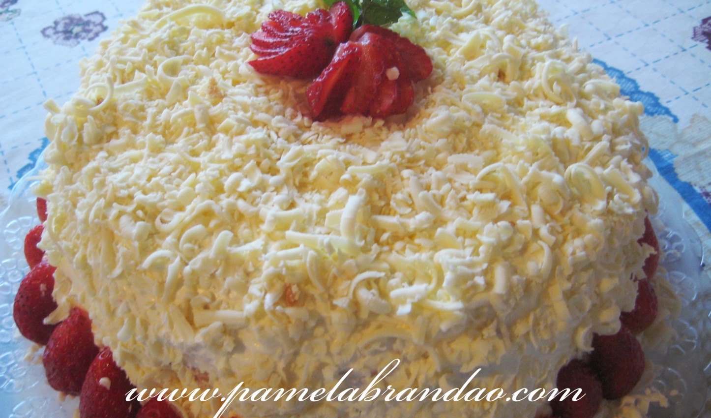 Lemon Chiffon Cake with Strawberries