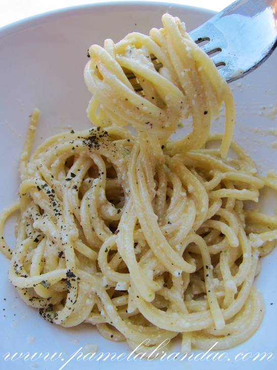 Spaghetti with Lemon and Olive Oil (al Limone) Pam*B